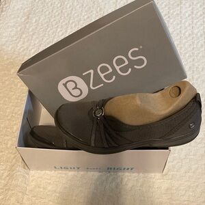 Bzees Black Comfort Slip-On Loafers